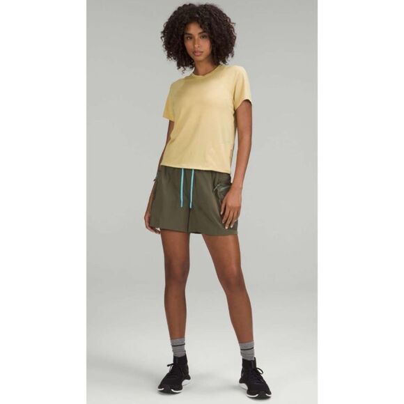 Lululemon Lightweight Cinched Hem Hiking T-Shirt, Golden Sand- SZ 4 - Picture 7 of 11